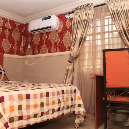 Aquatic Suites & Apartments Aliayabiagba المظهر الخارجي الصورة