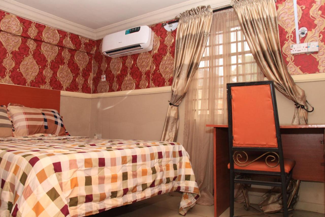 Aquatic Suites & Apartments Aliayabiagba المظهر الخارجي الصورة